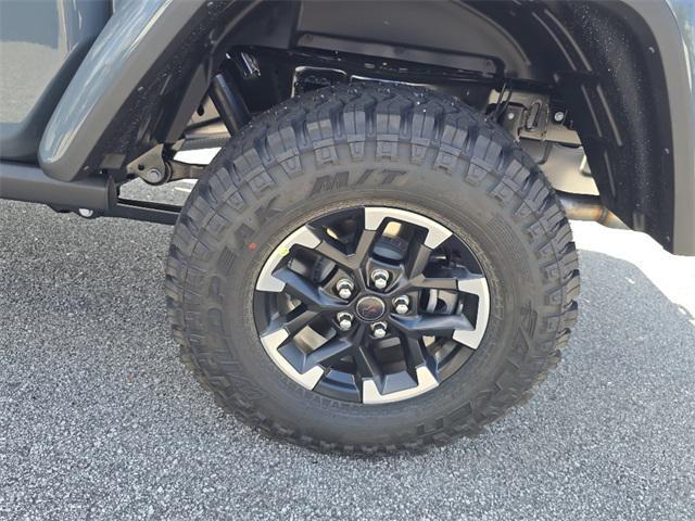 new 2025 Jeep Gladiator car, priced at $57,898