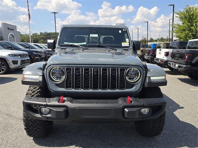 new 2025 Jeep Gladiator car, priced at $57,898