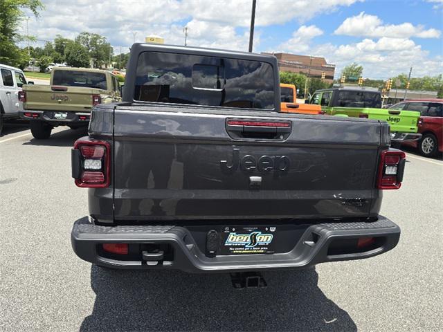 new 2025 Jeep Gladiator car, priced at $49,154