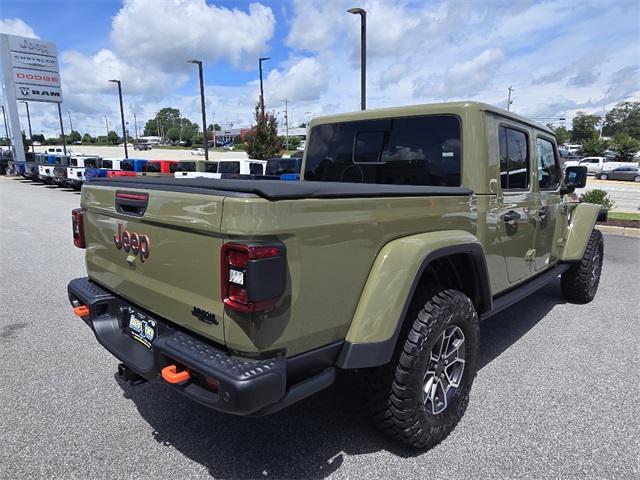 new 2025 Jeep Gladiator car, priced at $59,625