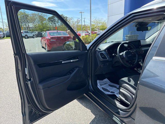 used 2023 Kia Seltos car, priced at $21,988