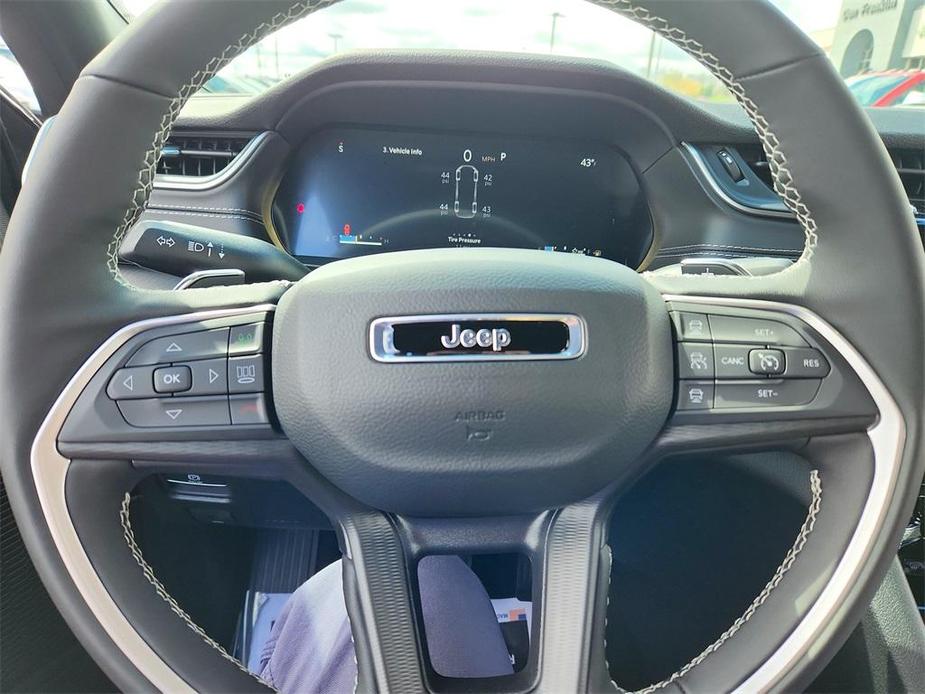 new 2024 Jeep Grand Cherokee L car, priced at $43,476