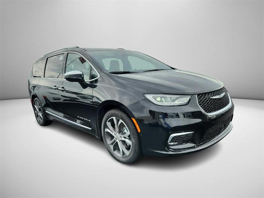 new 2024 Chrysler Pacifica car, priced at $50,967