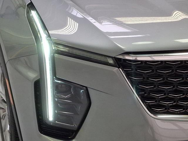 used 2024 Cadillac XT4 car, priced at $38,000