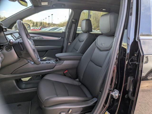new 2025 Cadillac XT6 car, priced at $51,230