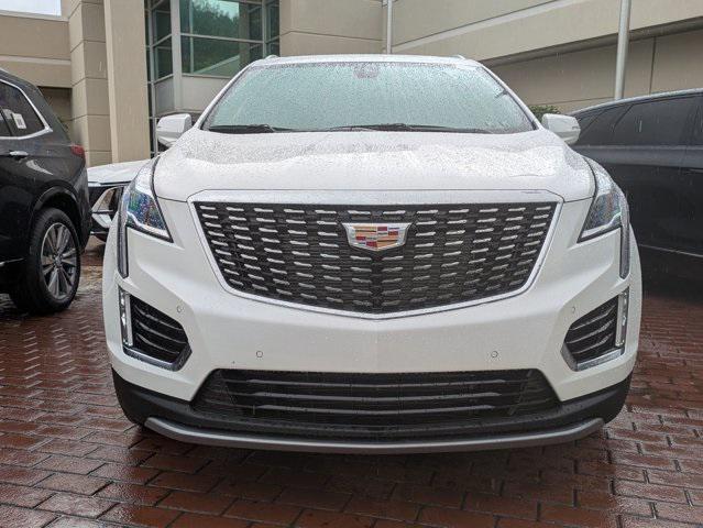 new 2025 Cadillac XT5 car, priced at $55,040