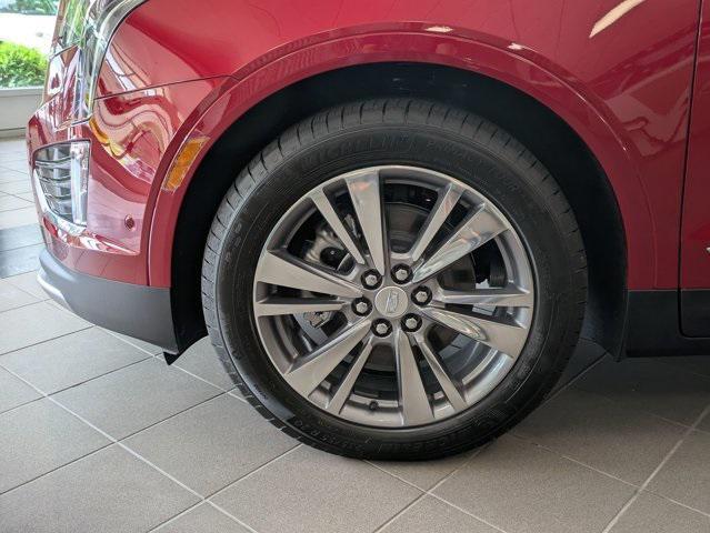 new 2025 Cadillac XT5 car, priced at $59,850