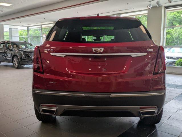 new 2025 Cadillac XT5 car, priced at $59,850
