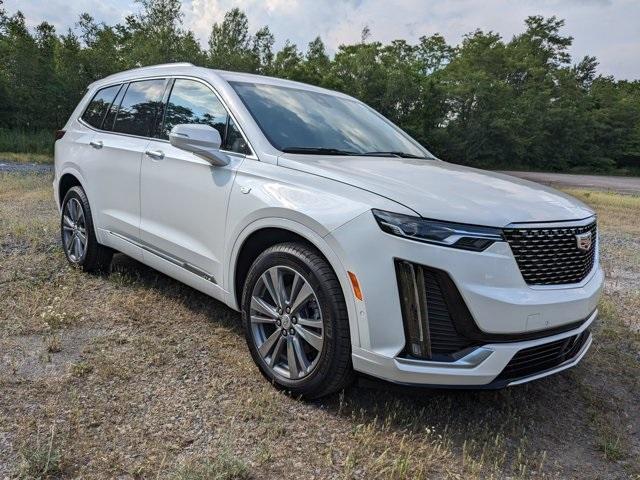 new 2024 Cadillac XT6 car, priced at $53,995