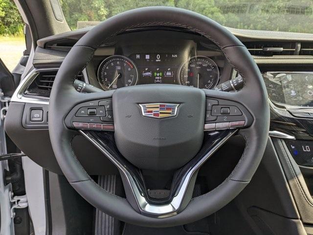 new 2024 Cadillac XT6 car, priced at $53,995