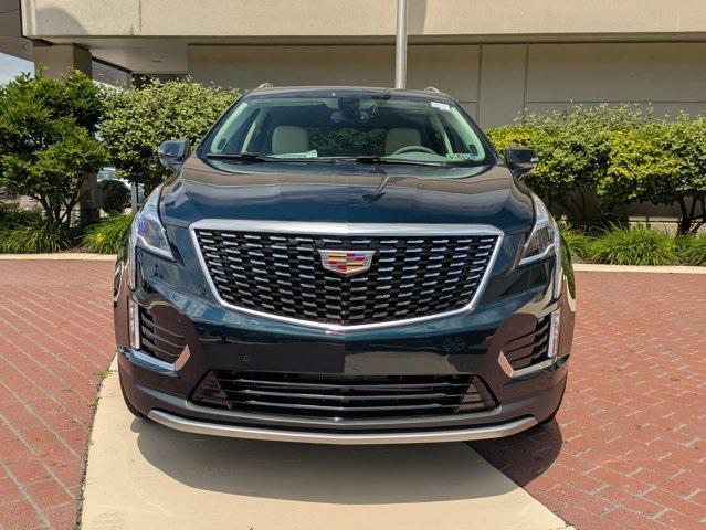 new 2025 Cadillac XT5 car, priced at $53,540