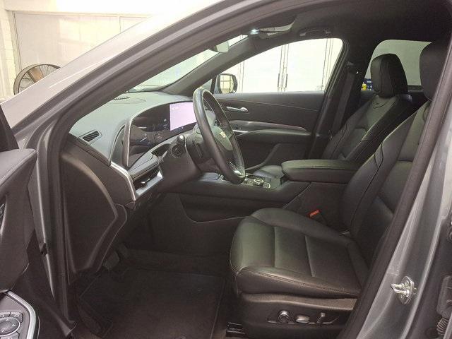 used 2025 Cadillac XT4 car, priced at $39,400
