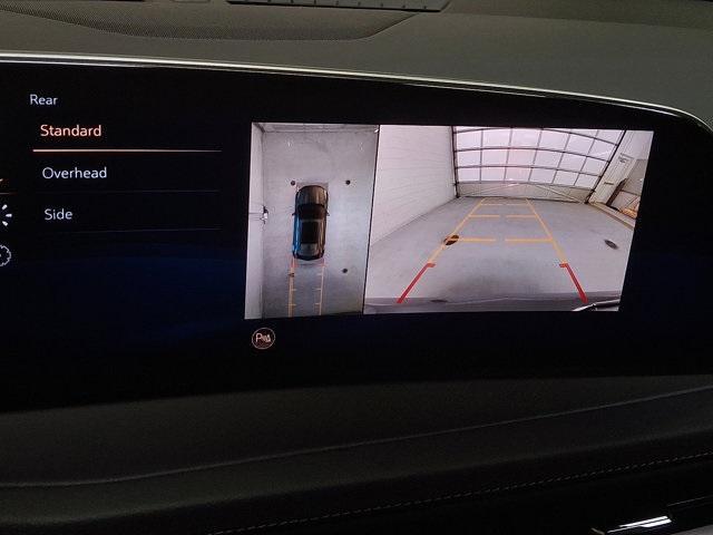 used 2025 Cadillac XT4 car, priced at $39,400