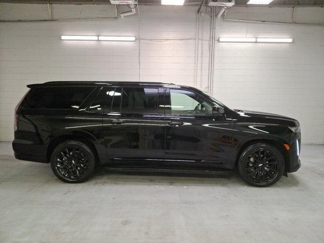 used 2023 Cadillac Escalade ESV car, priced at $89,400