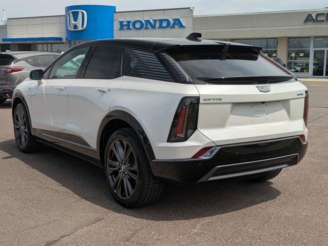 new 2025 Cadillac OPTIQ car, priced at $59,630