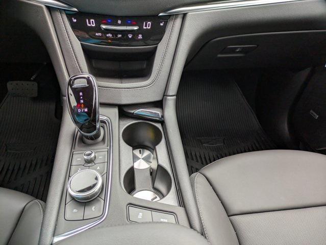 new 2025 Cadillac XT5 car, priced at $55,040