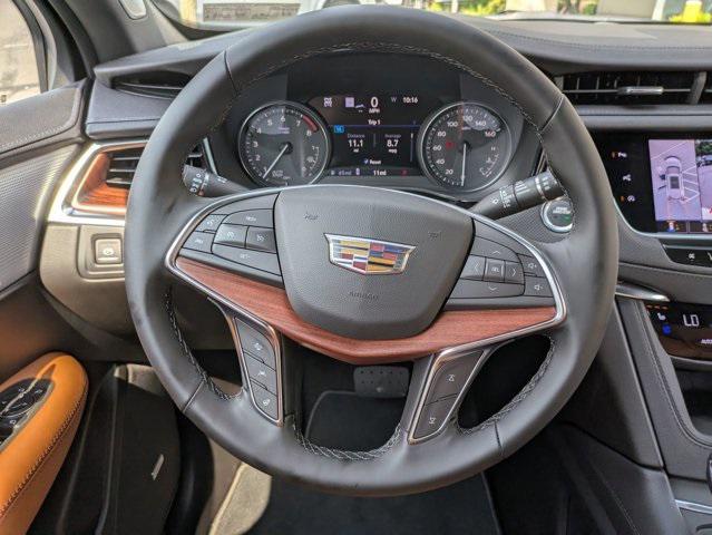 new 2025 Cadillac XT5 car, priced at $59,605