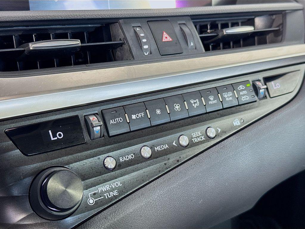 used 2020 Lexus ES 350 car, priced at $29,590