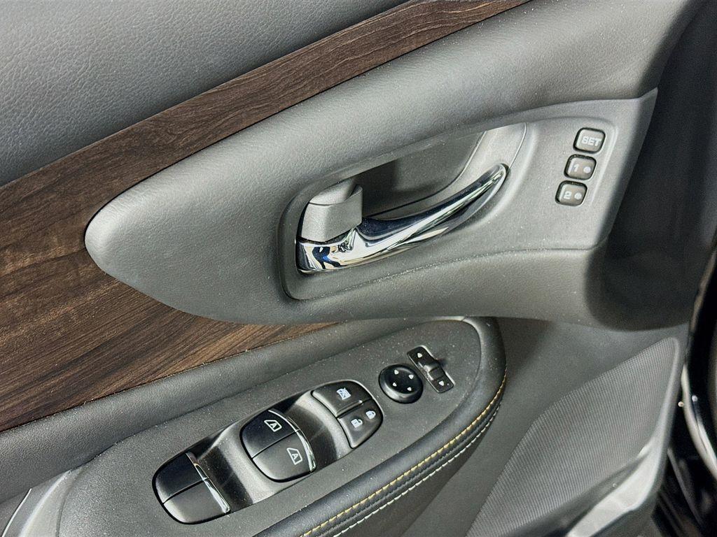 used 2023 Nissan Murano car, priced at $30,996