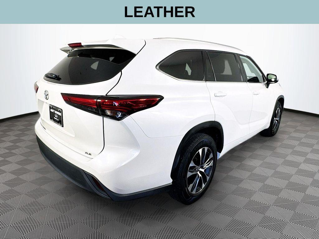 used 2021 Toyota Highlander car, priced at $29,437