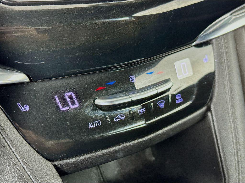 used 2020 Cadillac XT6 car, priced at $24,500