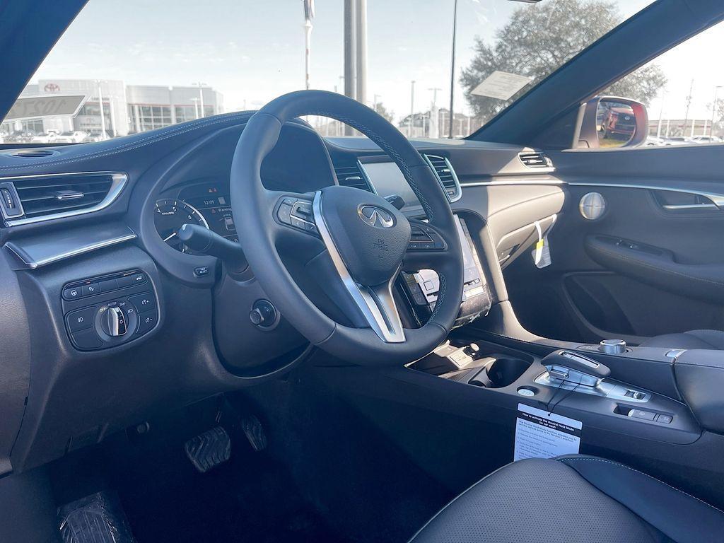 new 2025 INFINITI QX55 car, priced at $53,767