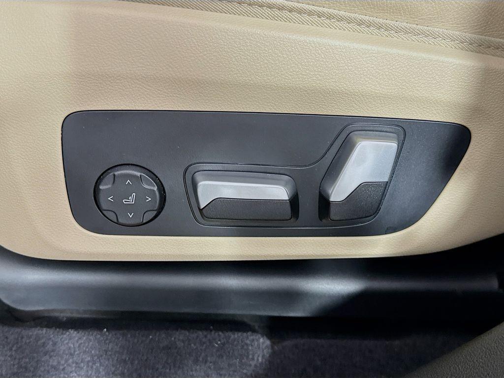 used 2022 BMW X3 car, priced at $31,337