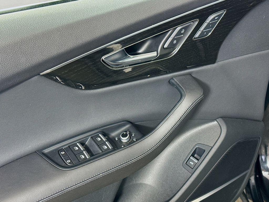 used 2023 Audi Q7 car, priced at $35,585
