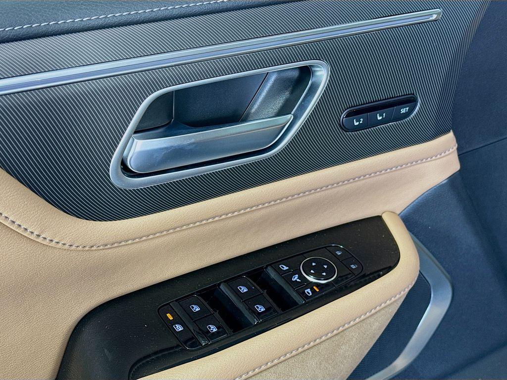new 2025 INFINITI QX80 car, priced at $84,569