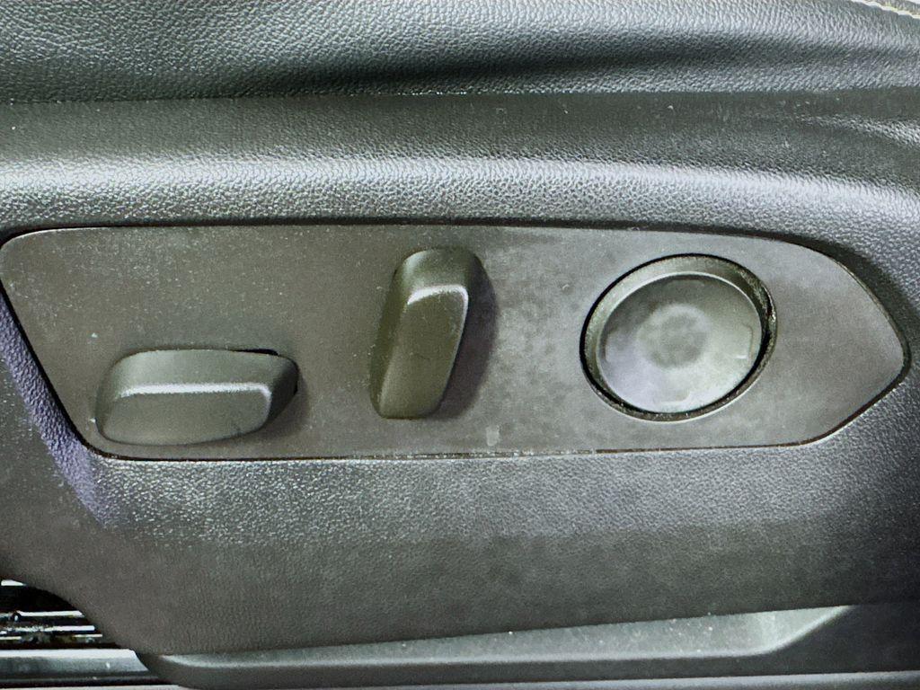 used 2021 GMC Yukon car, priced at $49,595