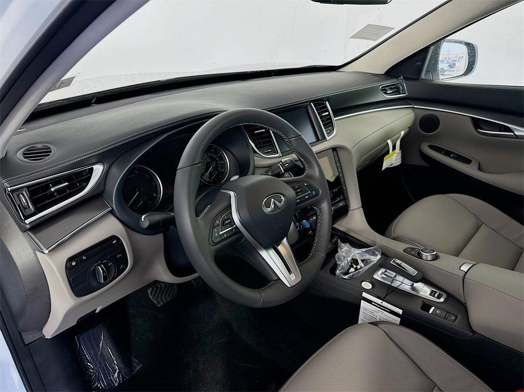 new 2025 INFINITI QX50 car, priced at $49,062