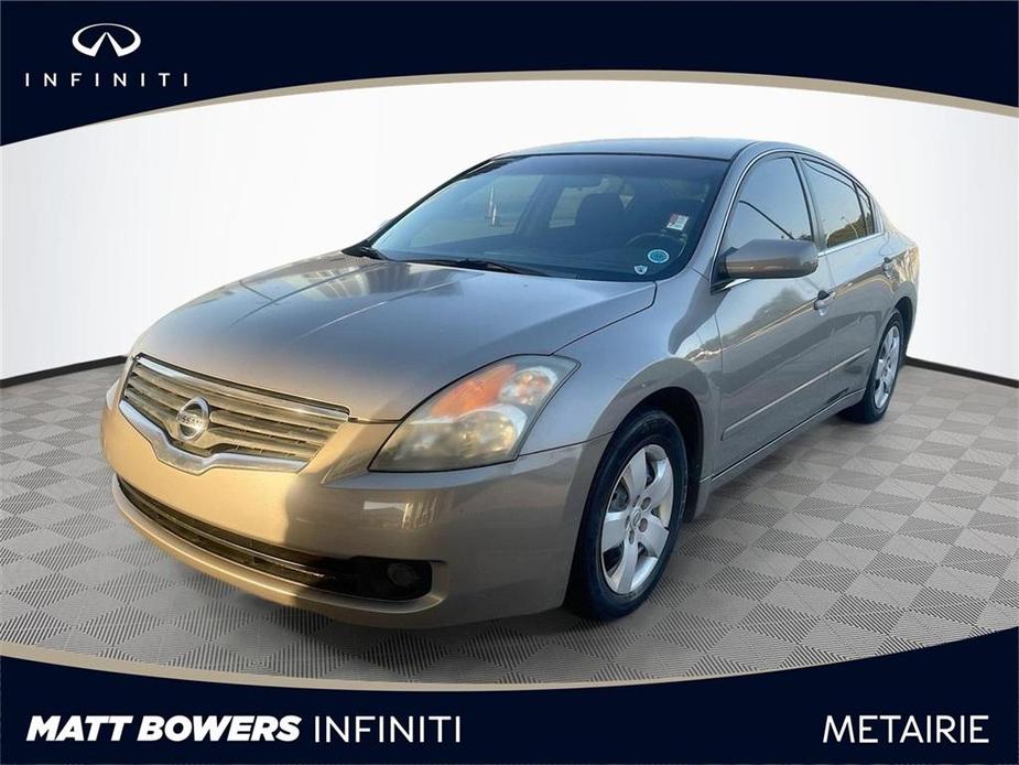 used 2008 Nissan Altima car, priced at $5,700