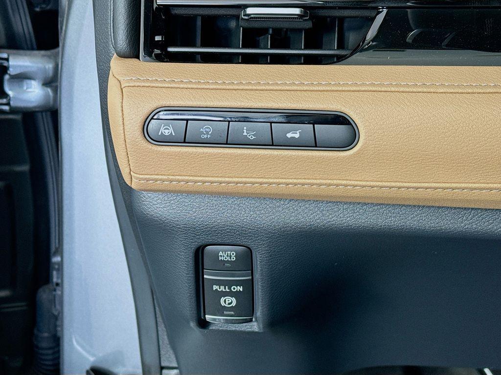 new 2025 INFINITI QX80 car, priced at $97,840