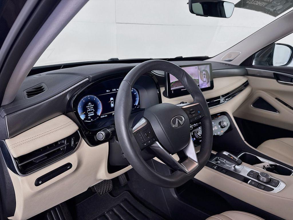 used 2025 INFINITI QX60 car, priced at $46,800