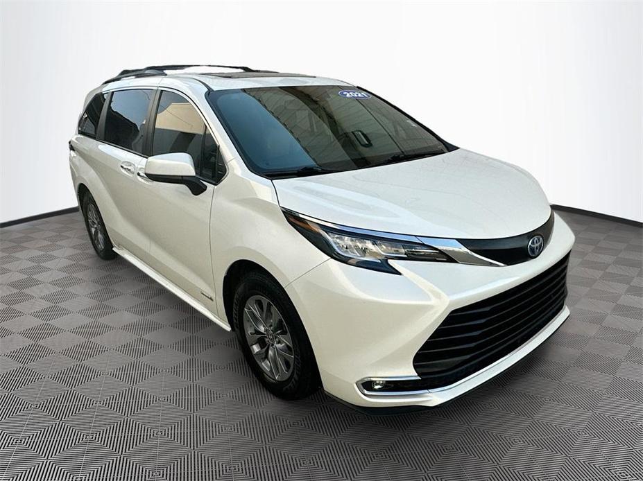 used 2021 Toyota Sienna car, priced at $32,873