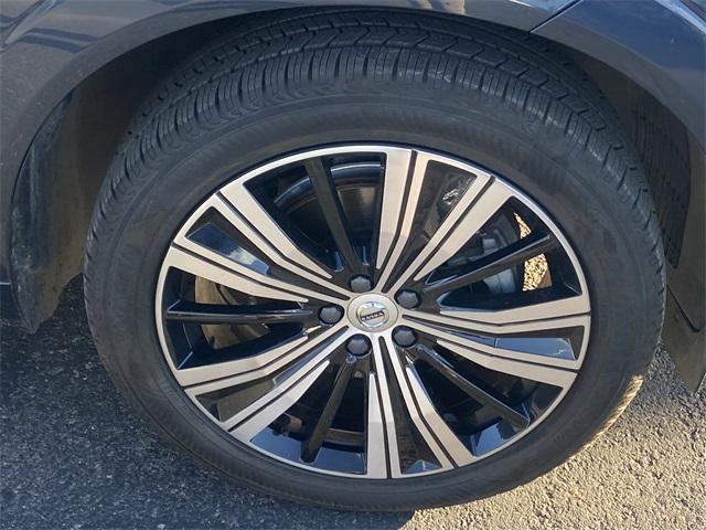 used 2023 Volvo XC60 car, priced at $32,999