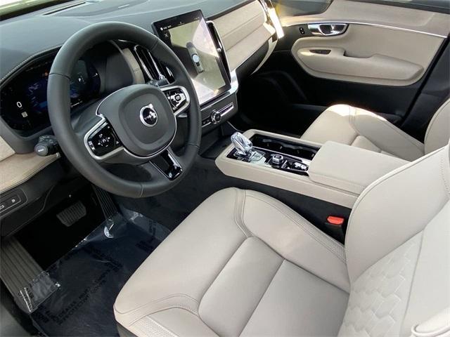 new 2025 Volvo XC90 Plug-In Hybrid car, priced at $79,695