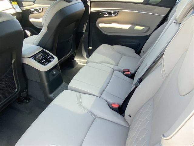 new 2025 Volvo XC90 Plug-In Hybrid car, priced at $78,805
