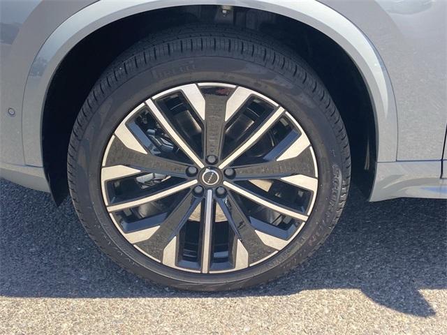 new 2025 Volvo XC90 Plug-In Hybrid car, priced at $78,805