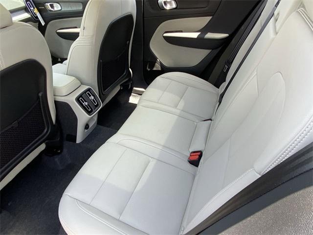 new 2025 Volvo XC40 car, priced at $51,465