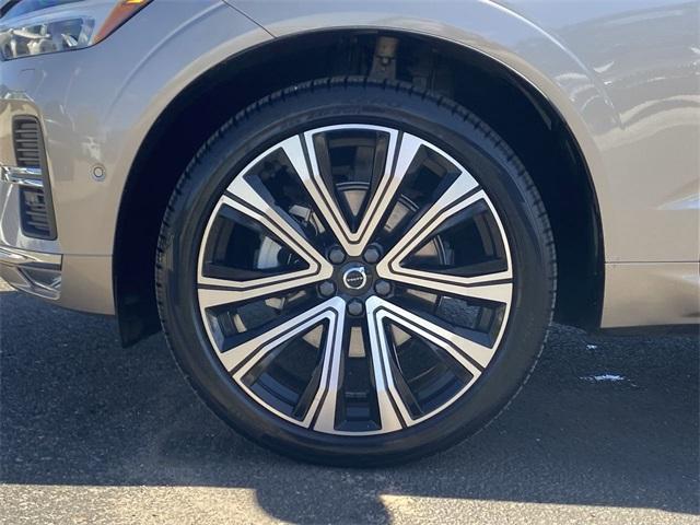 used 2023 Volvo XC60 car, priced at $37,999