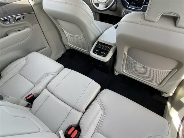 new 2025 Volvo XC90 car, priced at $72,655