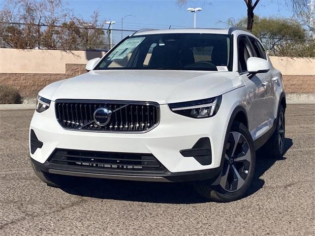 new 2025 Volvo XC40 car, priced at $46,035