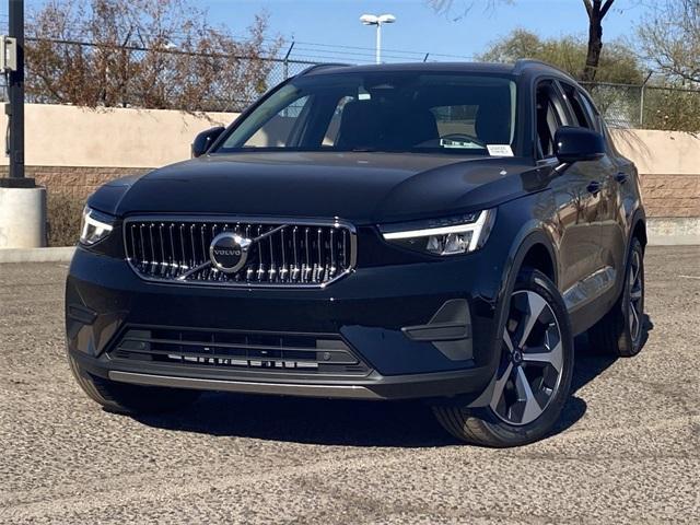 new 2025 Volvo XC40 car, priced at $46,035