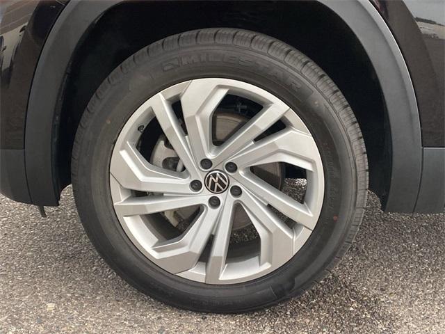 used 2022 Volkswagen Atlas car, priced at $22,999