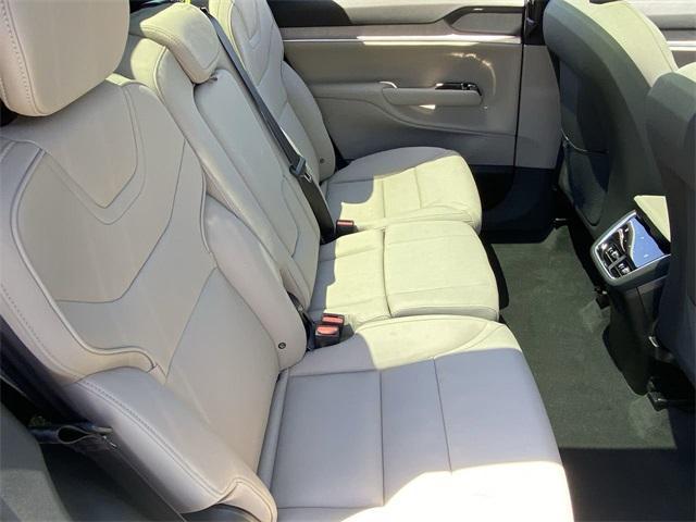 new 2025 Volvo EX90 car, priced at $88,560