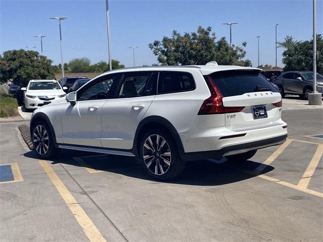 new 2025 Volvo V60 Cross Country car, priced at $60,020