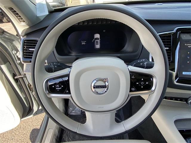 new 2025 Volvo XC90 car, priced at $68,955
