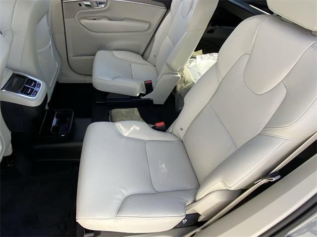 new 2025 Volvo XC90 car, priced at $68,955