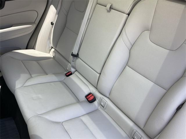 new 2025 Volvo XC60 Plug-In Hybrid car, priced at $66,235
